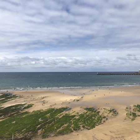 Appartement T2 Refait A Neuf Avec Balcon Face Mer Et Ascenseur, Au Coeur Des Sables-D'Olonne - Fr-1-485-70 Les Sables-d'Olonne Bagian luar foto