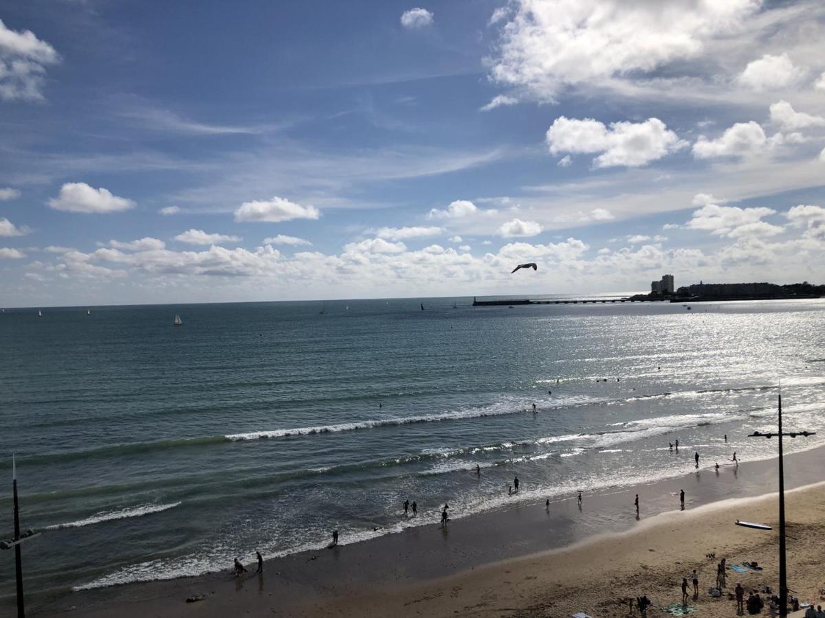 Appartement T2 Refait A Neuf Avec Balcon Face Mer Et Ascenseur, Au Coeur Des Sables-D'Olonne - Fr-1-485-70 Les Sables-d'Olonne Bagian luar foto